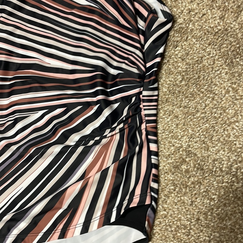NWOT One Piece Swimsuit - Picture 4 of 7